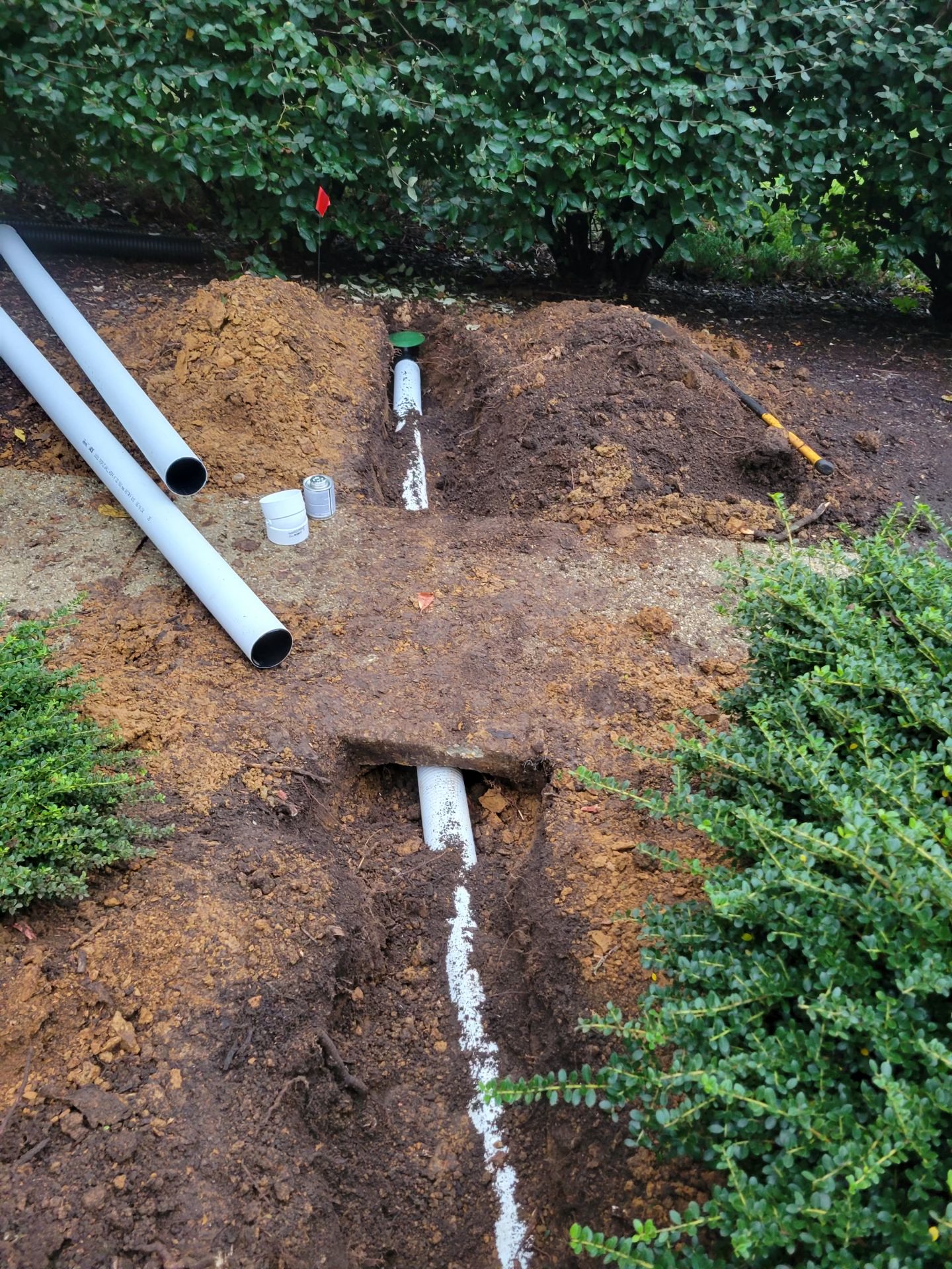 How to Fix Foundation Water Pooling - Guardian Gutters